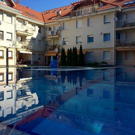 Relax Apartman Hajdúszoboszló Extérieur photo