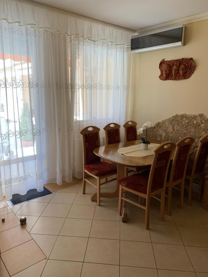 Relax Apartman Hajdúszoboszló Extérieur photo